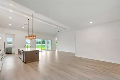 7245 Meadowshade Court, Sarasota, FL 34241 - Photo 10