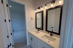 7245 Meadowshade Ct, Sarasota, FL 34241 - Photo 18