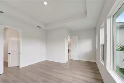 7245 Meadowshade Court, Sarasota, FL 34241 - Photo 14
