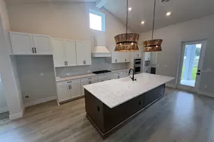 7245 Meadowshade Ct, Sarasota, FL 34241 - Photo 6
