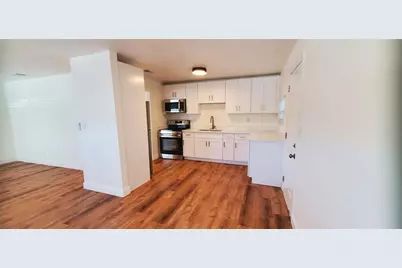 3865 15th Avenue S, Saint Petersburg, FL 33711 - Photo 4