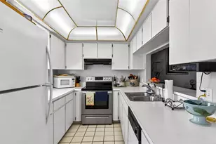 11722 Currie Ln, Largo, FL 33774 - Photo 30