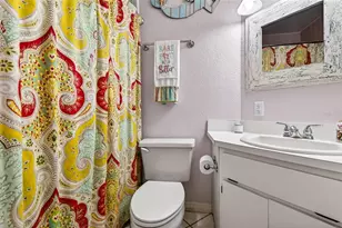 11722 Currie Ln, Largo, FL 33774 - Photo 36