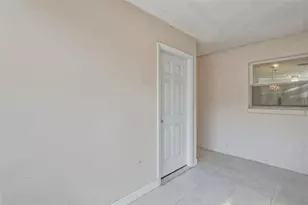 5760 71st St N, Saint Petersburg, FL 33709 - Photo 18