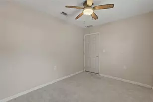 5760 71st St N, Saint Petersburg, FL 33709 - Photo 20