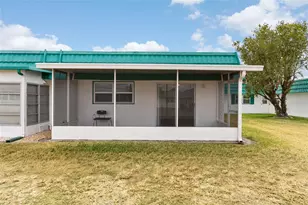 205 Kings Blvd, Sun City Center, FL 33573 - Photo 26