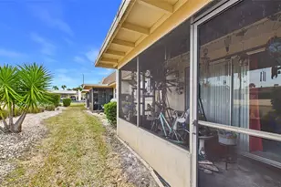 11117 Pembridge Ct, Port Richey, FL 34668 - Photo 24