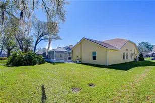 3901 Northridge Dr, Valrico, FL 33596 - Photo 4