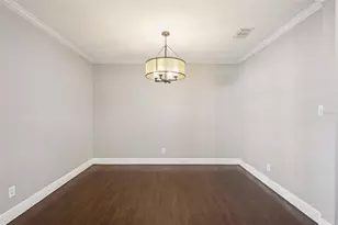 1545 W River Ln, Tampa, FL 33603 - Photo 4