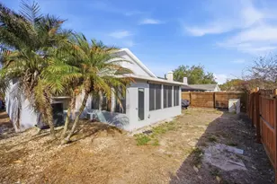 11306 Blackbark Dr, Riverview, FL 33579 - Photo 24