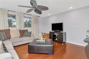 953 Cedarwood Ave, Dunedin, FL 34698 - Photo 16