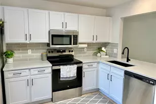 2355 Water View Loop, Kissimmee, FL 34743 - Photo 4