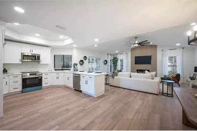 14817 Farnham Way, Tampa, FL 33624 - Photo 2