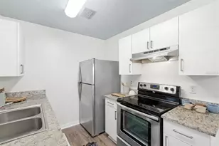 1245 Coolmont Dr, Brandon, FL 33511 - Photo 8
