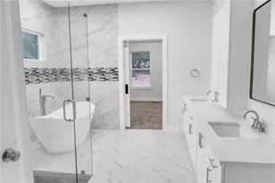 5530 Bell, Zephyrhills, FL 33540 - Photo 14