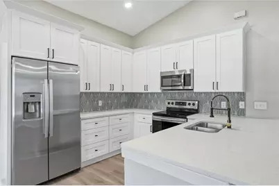 1945 Oak Street, Clearwater, FL 33760 - Photo 8