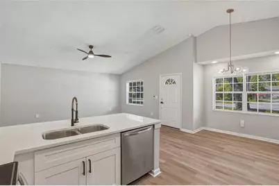 1945 Oak Street, Clearwater, FL 33760 - Photo 10