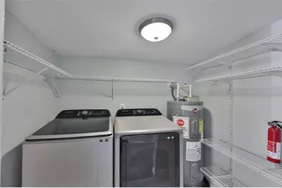 4104 W Fairview Heights, Tampa, FL 33616 - Photo 22