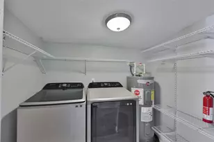 4104 W Fairview Heights, Tampa, FL 33616 - Photo 22