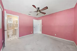 718 Bay Vista Blvd S, Saint Petersburg, FL 33705 - Photo 18