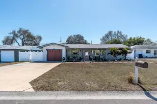 2534 Mineola Dr S, Largo, FL 33770 - Photo 42