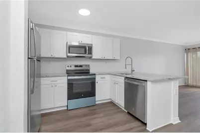 2424 W Tampa Bay Boulevard #F103, Tampa, FL 33607 - Photo 6