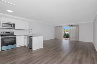 2424 W Tampa Bay Boulevard #F103, Tampa, FL 33607 - Photo 4