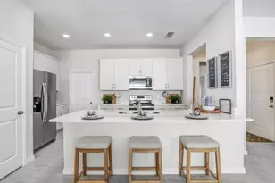 11786 Blackbrook Ct, Seffner, FL 33584 - Photo 8