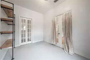 325 W Rio Vista Ct, Tampa, FL 33604 - Photo 12