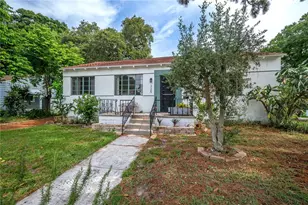 325 W Rio Vista Ct, Tampa, FL 33604 - Photo 2