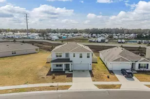 37214 Angel Wings Ave, Zephyrhills, FL 33541 - Photo 40