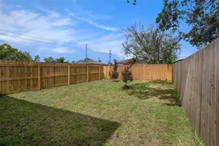 3623 N 54th St, Tampa, FL 33619 - Photo 20
