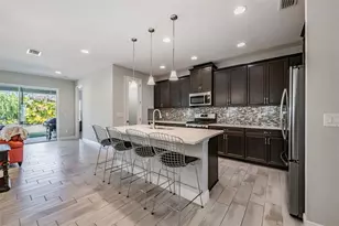 7404 Futura Pl, Apollo Beach, FL 33572 - Photo 38