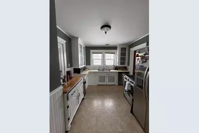 33 Waldron Avenue, Cranston, RI 02910 - Photo 6