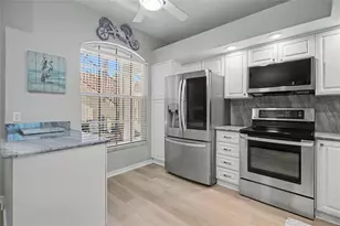 206 Newport Dr, Naples, FL 34114 - Photo 6