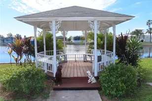 4920 Britni Way, Zephyrhills, FL 33541 - Photo 38