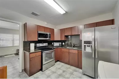 126 Ridgewood Avenue, Brandon, FL 33510 - Photo 58