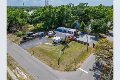 126 Ridgewood Avenue, Brandon, FL 33510 - Photo 72