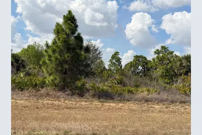 524 Columbus Boulevard S, Lehigh Acres, FL 33974 - Photo 1