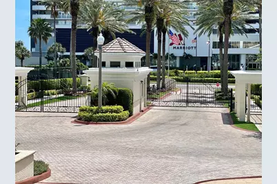 1180 Gulf Boulevard #306, Clearwater, FL 33767 - Photo 4