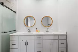 302 Archimedes St, Dunedin, FL 34698 - Photo 18