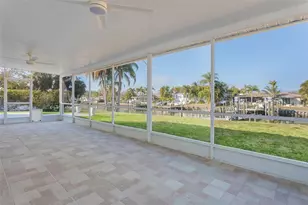 3926 Fontainebleau Dr, Tampa, FL 33634 - Photo 20