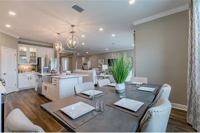 704 Estates Boulevard, Tarpon Springs, FL 34688 - Photo 12