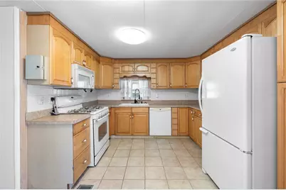 204 51st Avenue E, Bradenton, FL 34203 - Photo 10