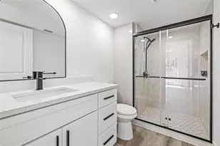 2101 Cordova Green, Seminole, FL 33777 - Photo 10