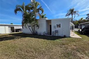 18675 US Hwy 19 N, Clearwater, FL 33764 - Photo 16