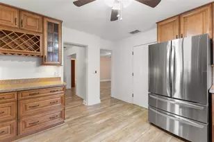 811 40th Ave N, Saint Petersburg, FL 33703 - Photo 12