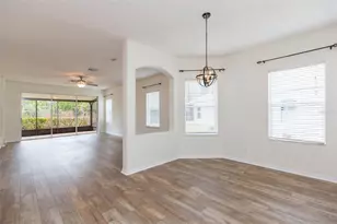 7409 Surrey Wood Ln, Apollo Beach, FL 33572 - Photo 12