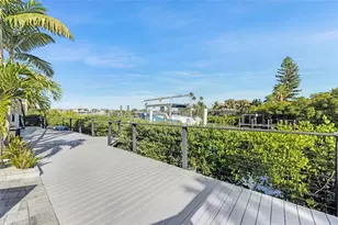 1307 Alhambra Dr, Apollo Beach, FL 33572 - Photo 62