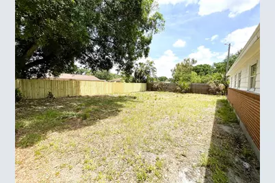 8310 Croton Avenue, Tampa, FL 33619 - Photo 22